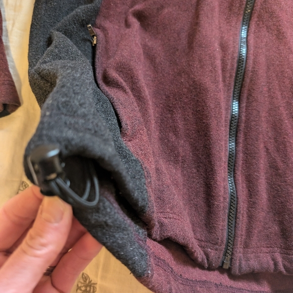 Smartwool men's jacket size Medium to large 80% Merino Wool - Picture 3 of 8